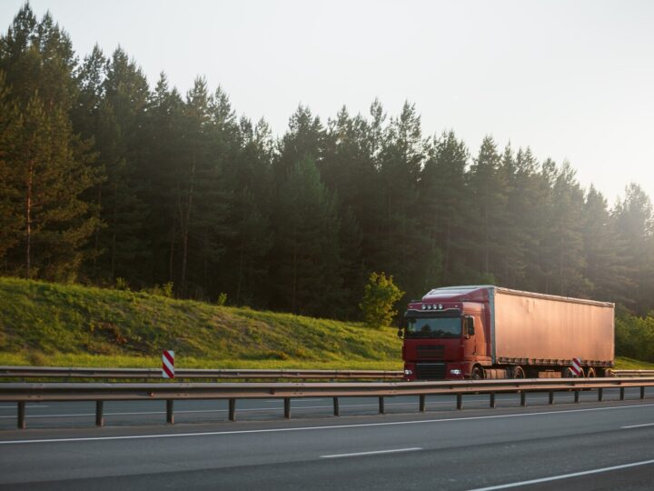 Najczęstsze wyzwania transportu krajowego i sposoby ich rozwiązania